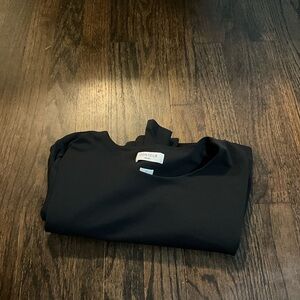 Aritzia Black Short Sleeve Tee